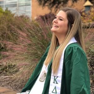 Meet your Posher, Anna